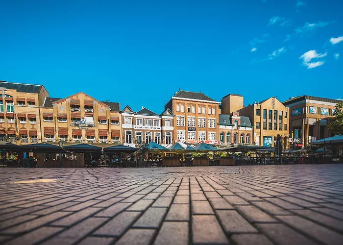 Queen Hotel